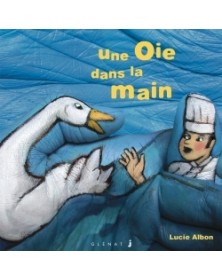 Une Oie dans la main